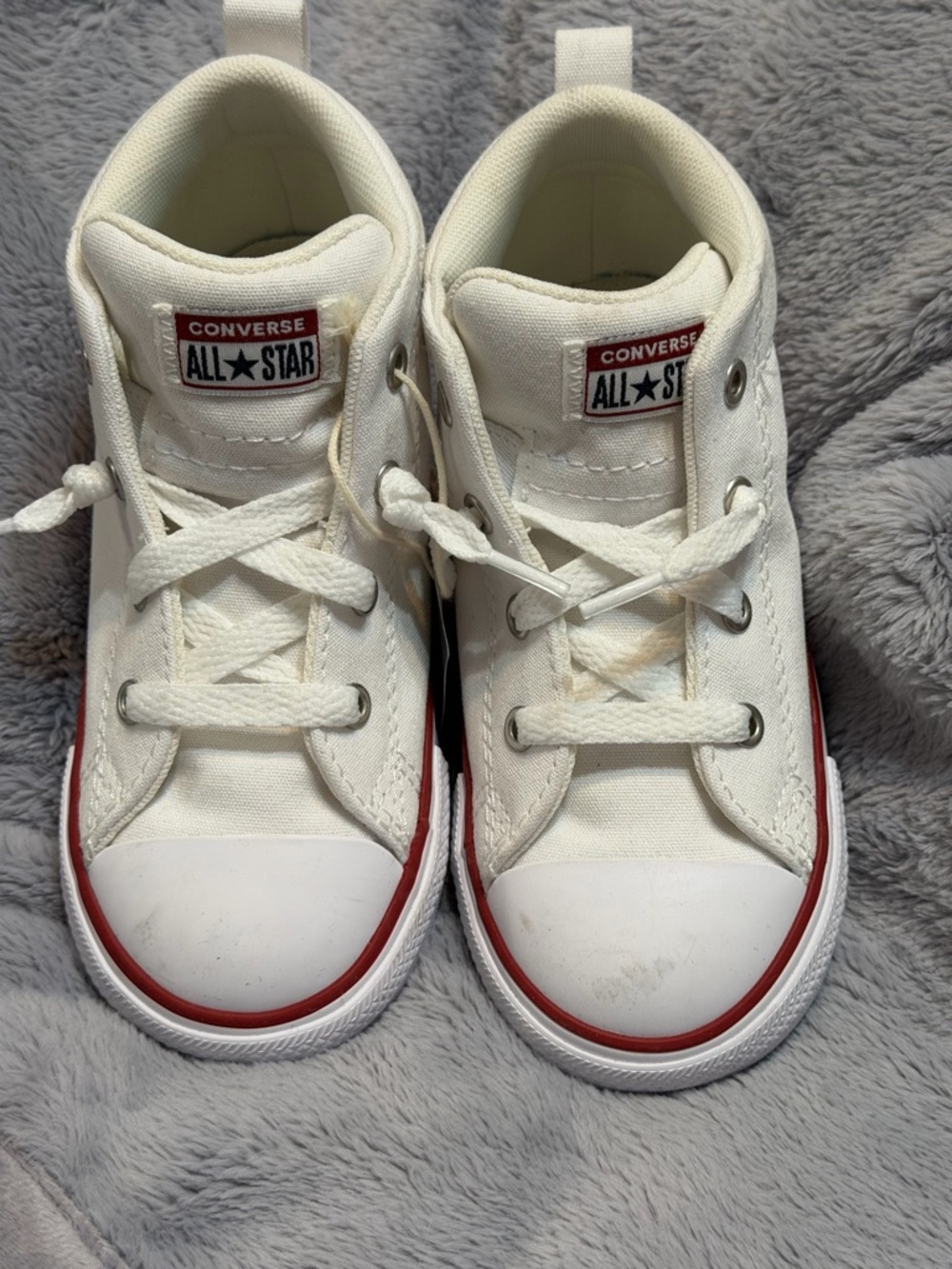 Converse Kids White High Top Sneakers with Red & Navy Trim Little Kids size 10 - Picture 4 of 6